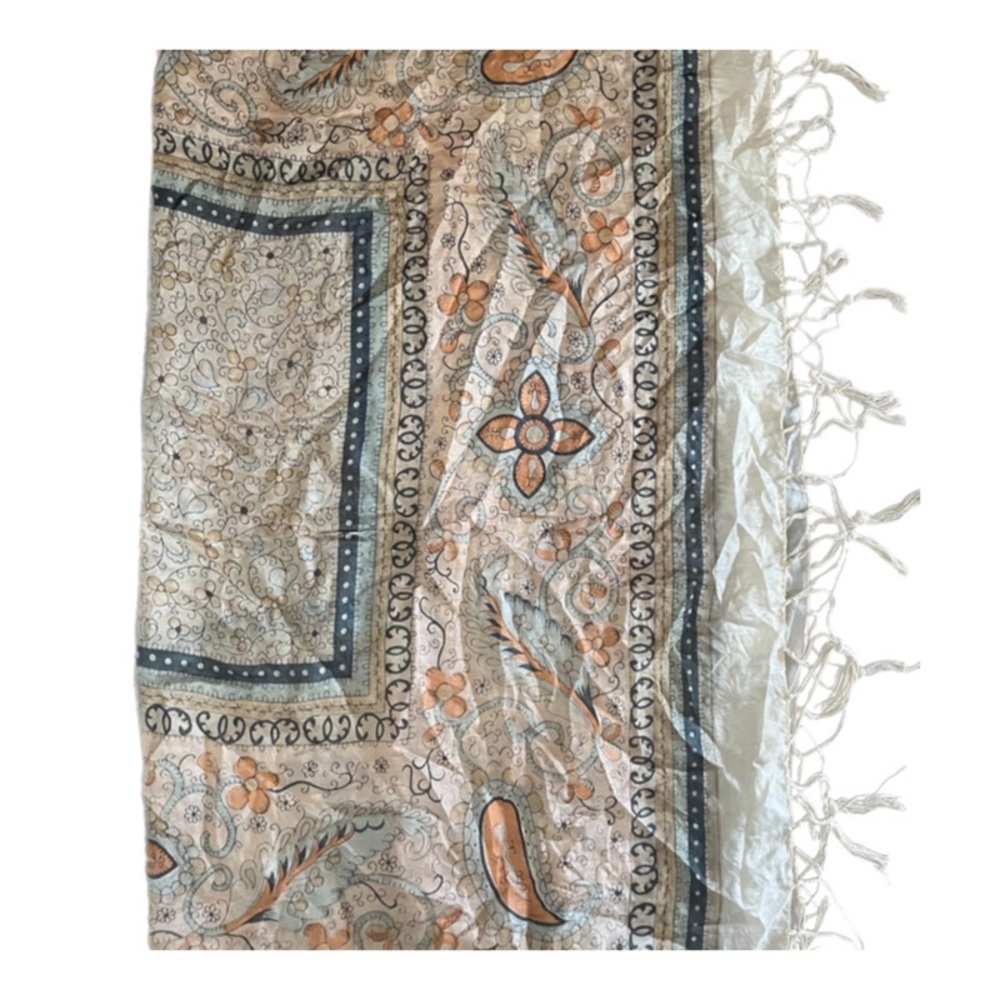 Urban Outfitters // Floral Fringe Scarf